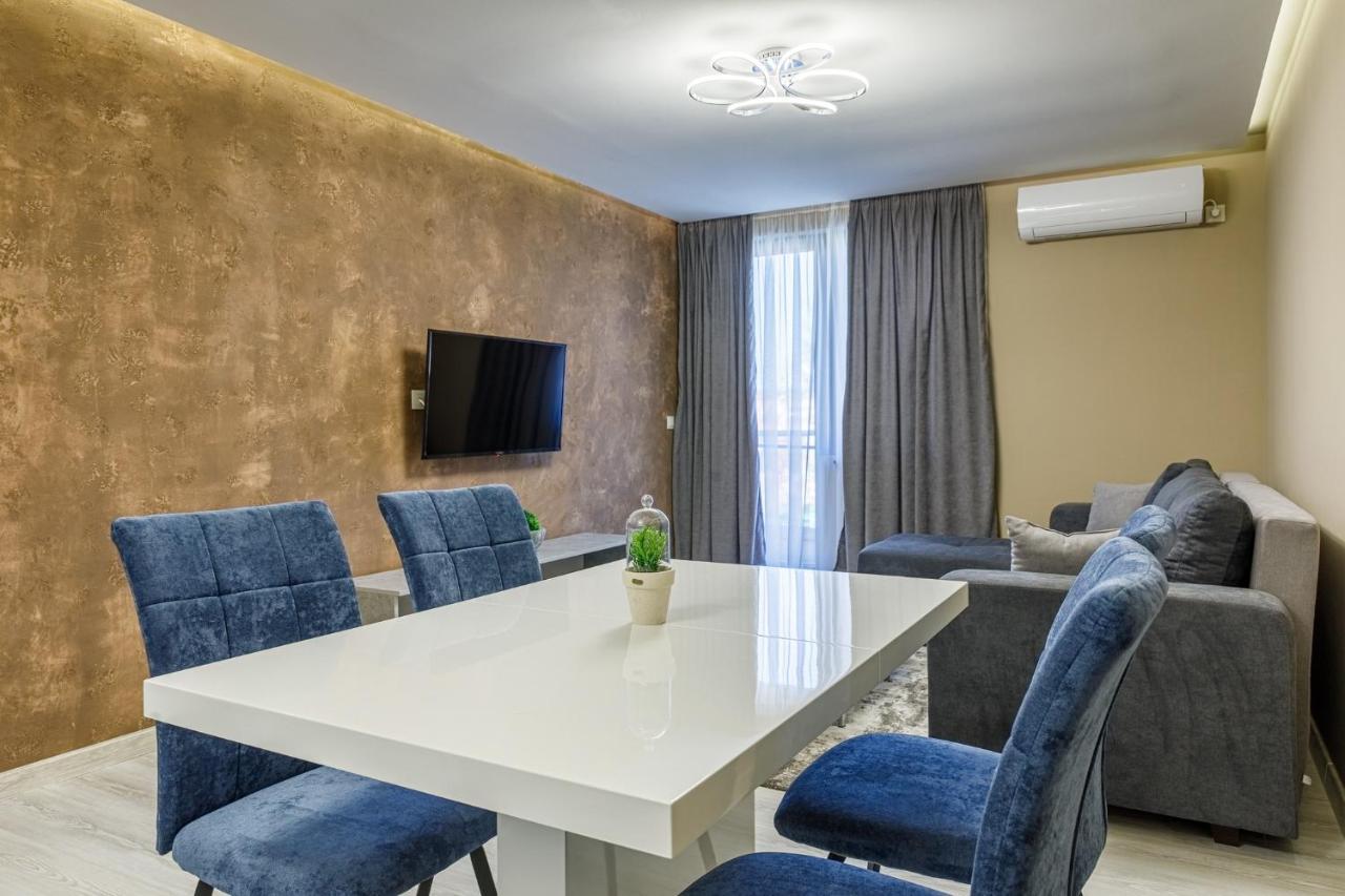 Баня Аква Ризорт Apartment Exterior photo